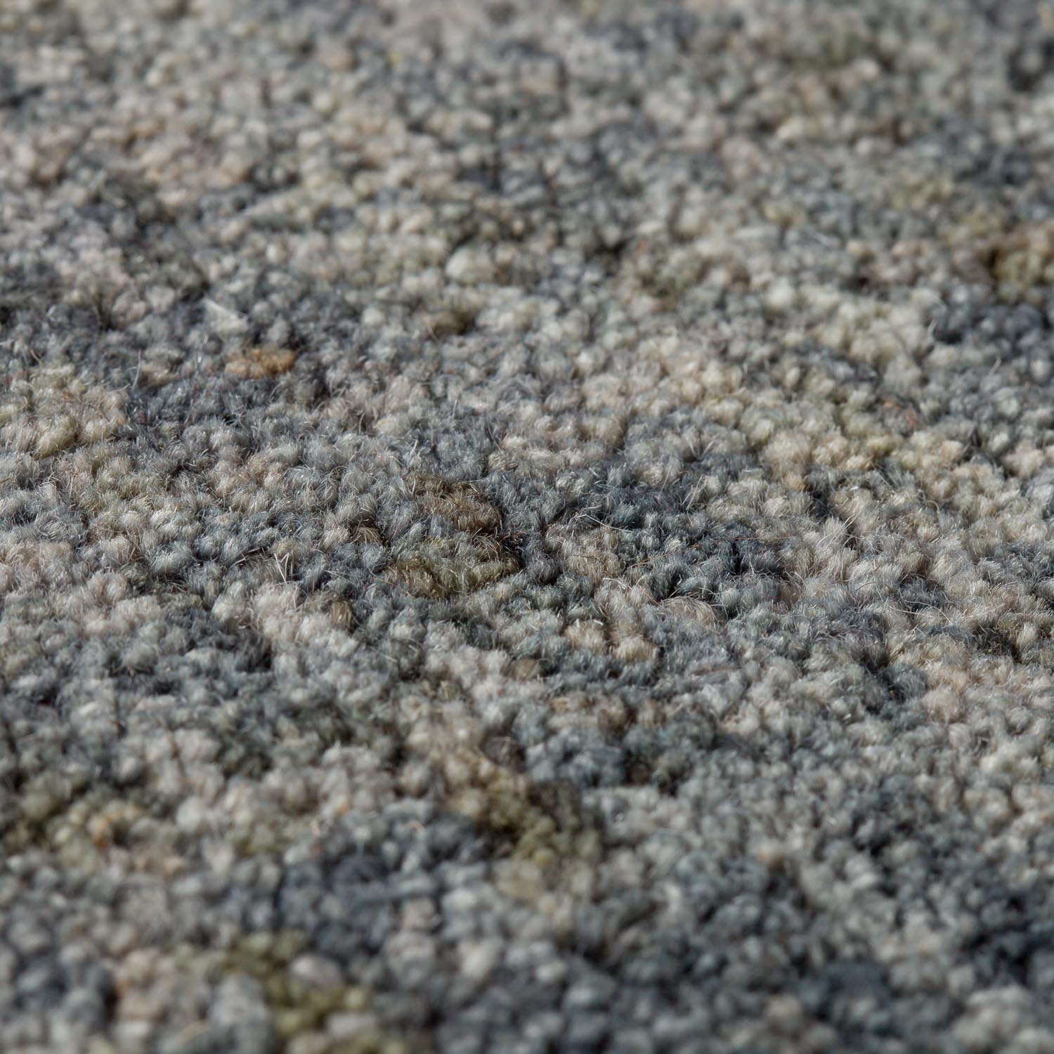 Calisa Rug Carbon 5' X 7'6" by Homeportonline