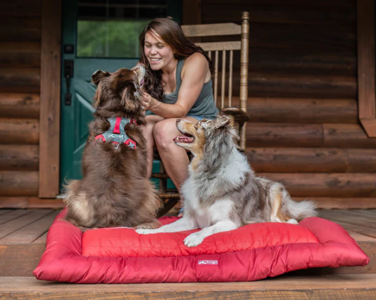 Kurgo Loft Wander Bed - Barn/Chili Red 27" x 36" by Pet Food Warehouse