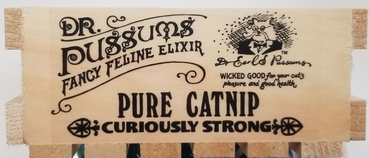 Dr. Pussums Party Krate Christmas by Pet Food Warehouse