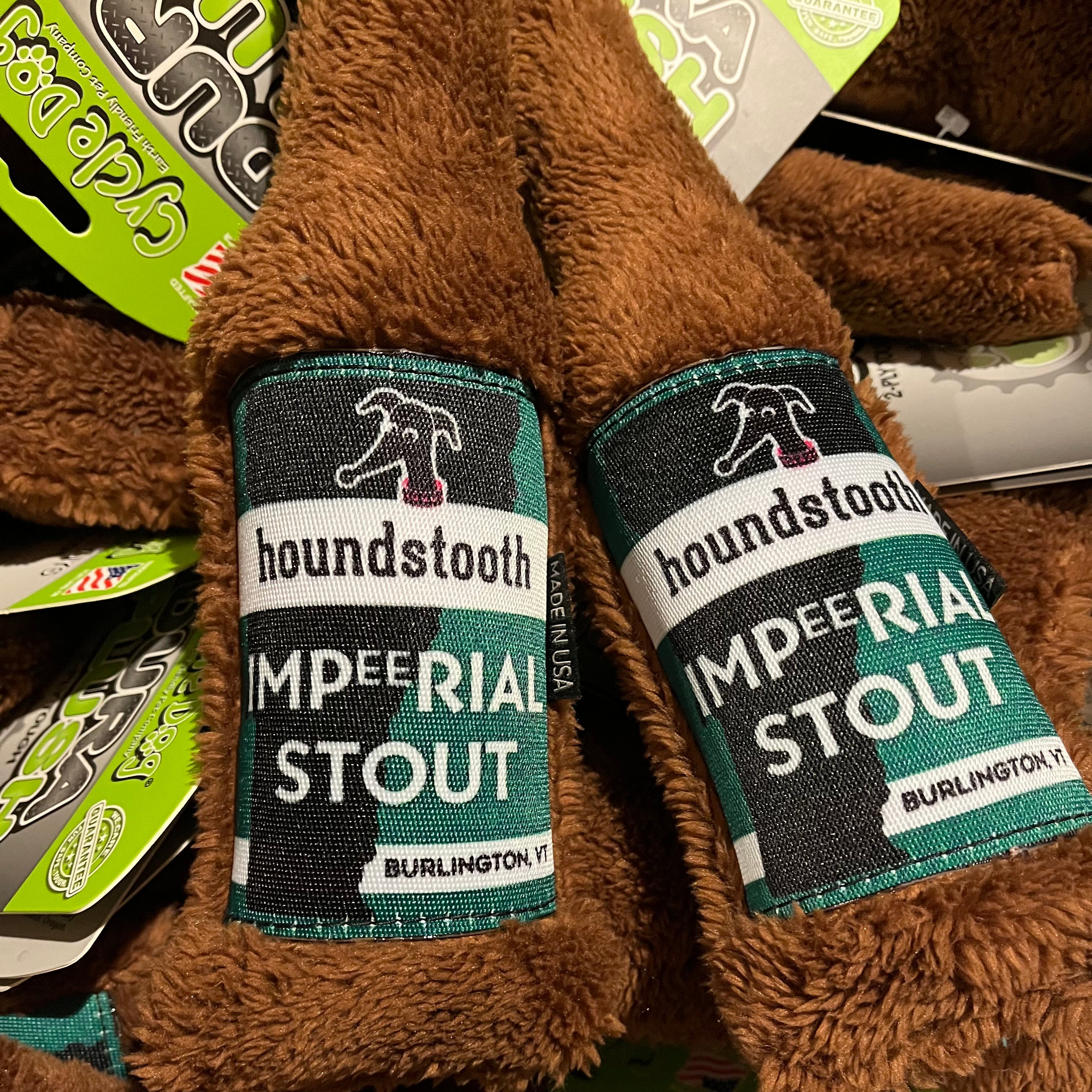 Houndstooth Duraplush Impeerial Stout by Houndstooth