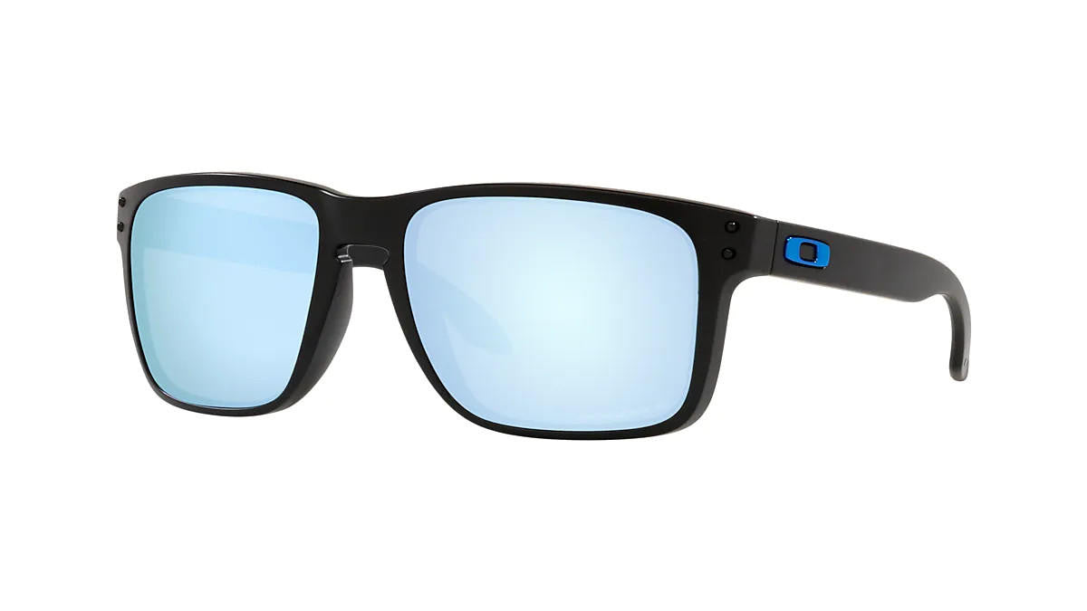 Oakley Holbrook XL Polarzied by Alpine Shop