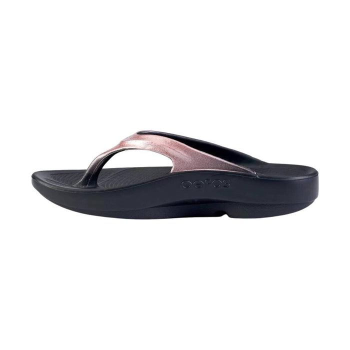 OOfos Women's OOlala Luxe Sandal - Rose Sparkle