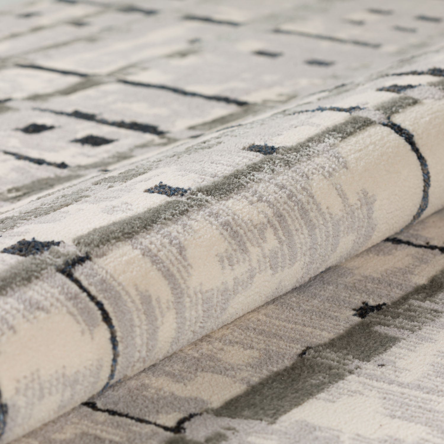 Karma Rug Grey 3'3"X5'1" by Homeportonline