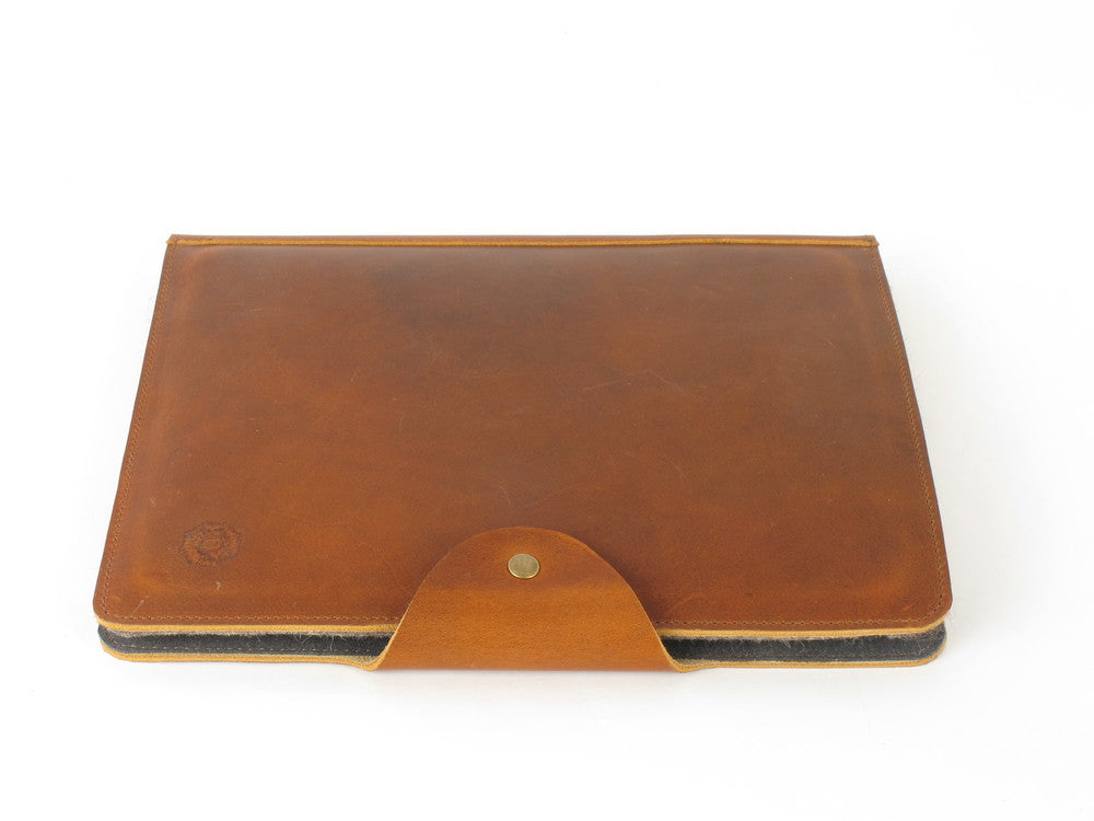 Leather iPad Folio by Queen City Footwear