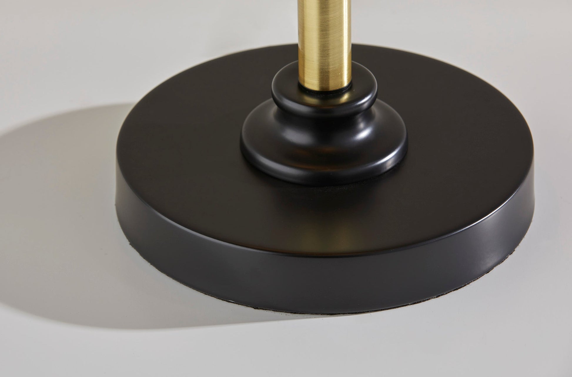 Cap Table Lamp by Homeportonline