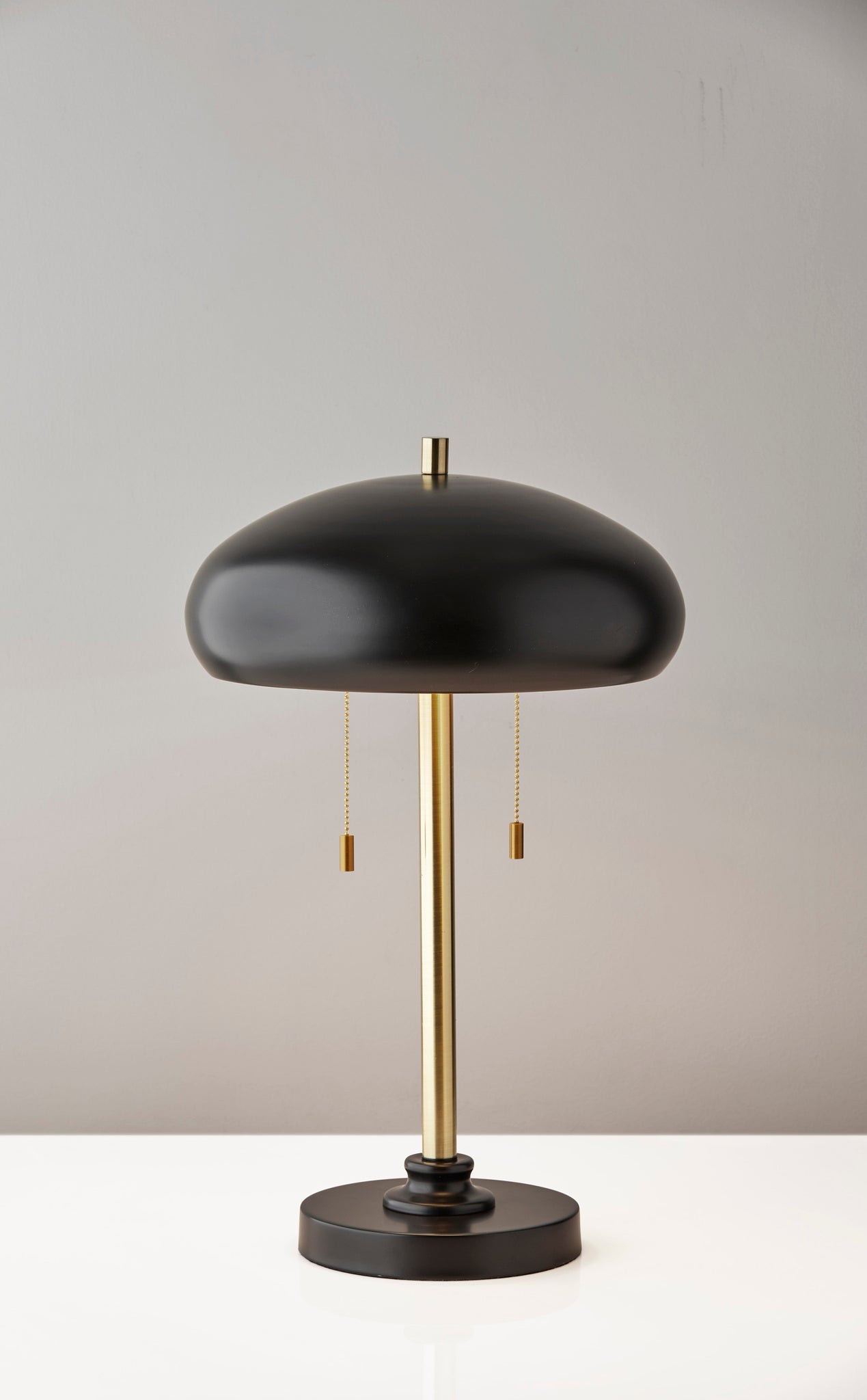 Cap Table Lamp by Homeportonline
