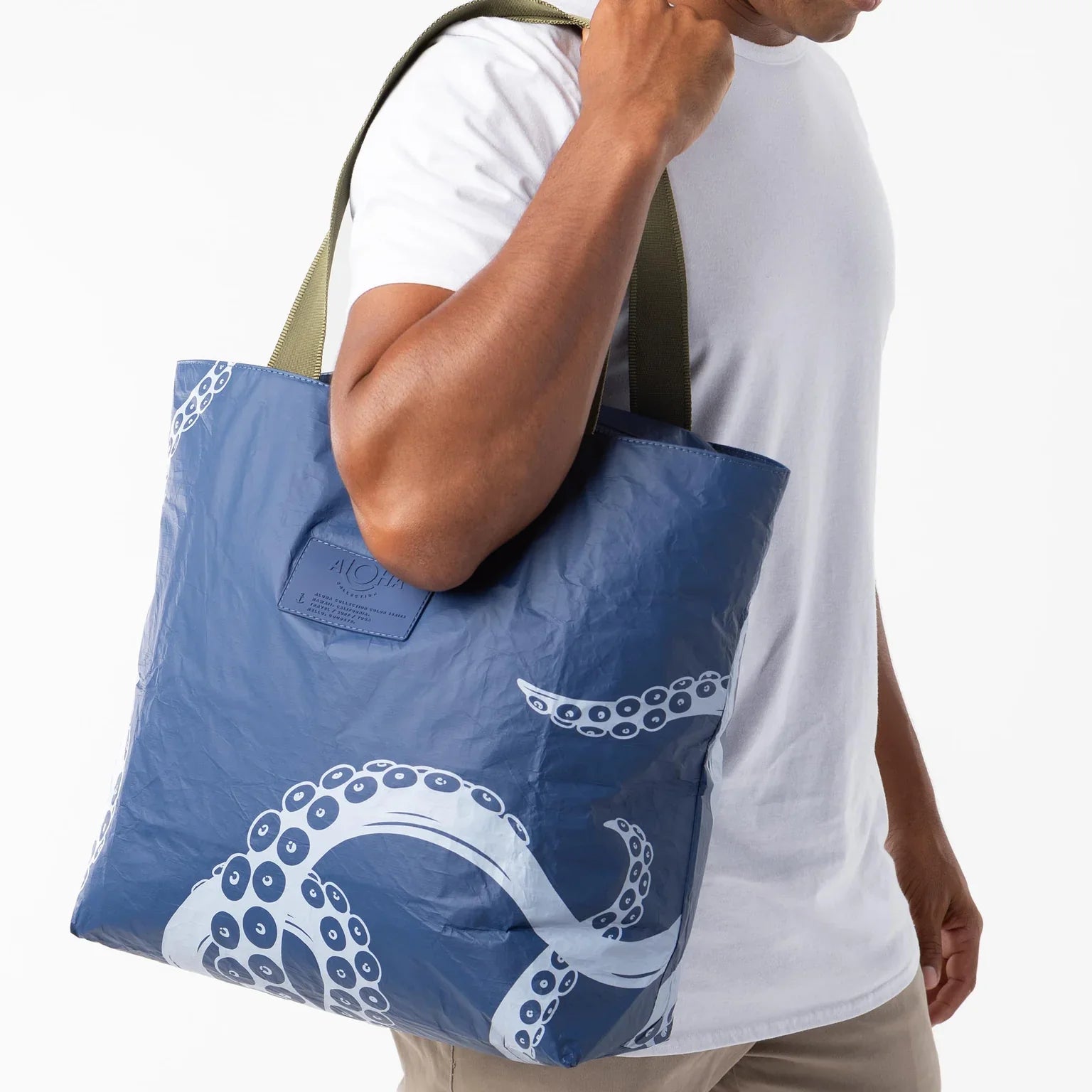 Aloha Collection He'e Day Tripper - Arctic/Navy by Harbour Thread