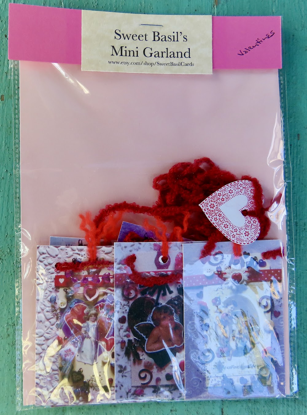 Mini Garlands, 2" x 3" - Valentines by Sweet Basil Cards