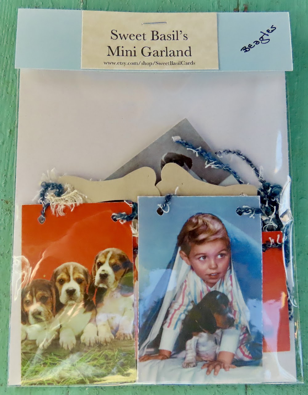 Mini Garlands, 2" x 3" - Beagles by Sweet Basil Cards