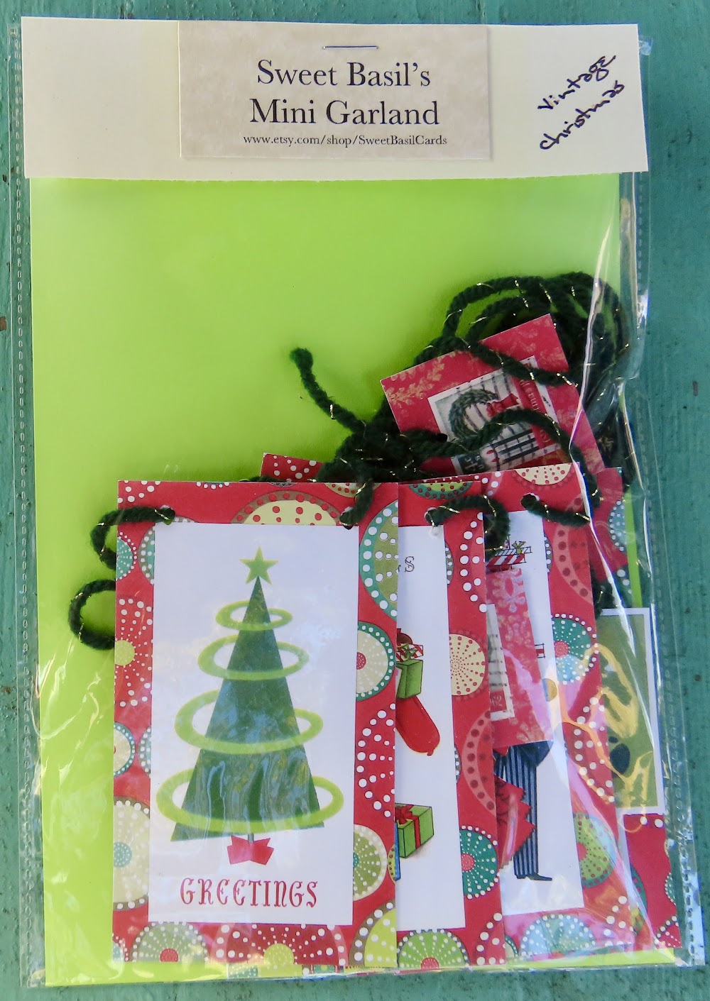 Mini Garlands, 2" x 3" - Vintage Christmas by Sweet Basil Cards
