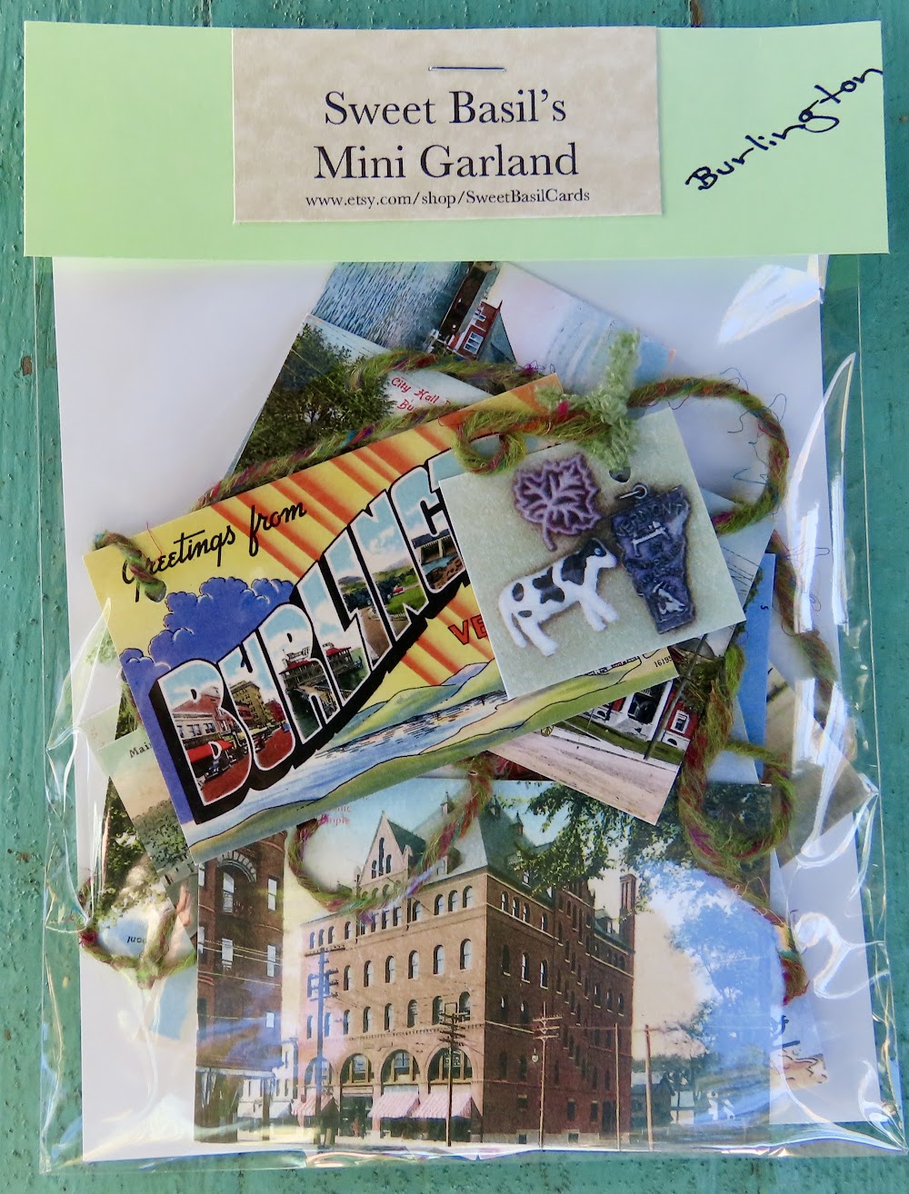 Mini Garlands, 2" x 3" - Burlington by Sweet Basil Cards