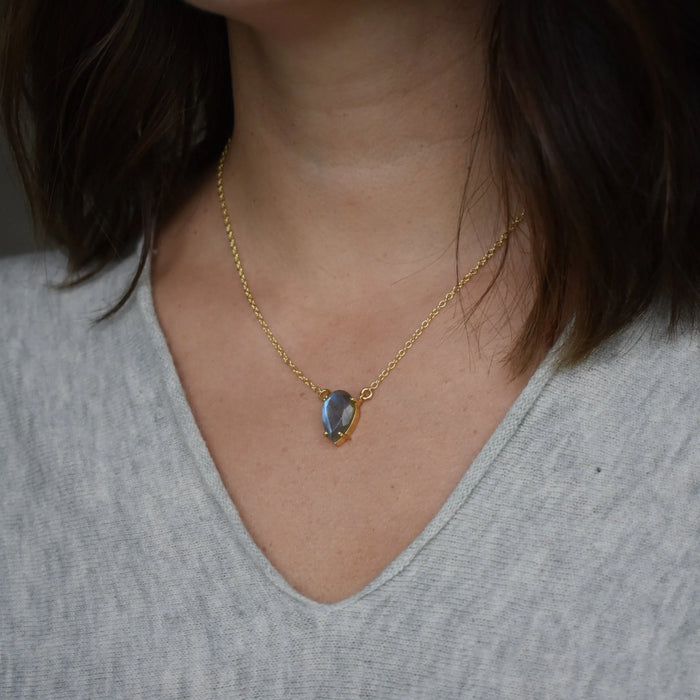 Blake Teardrop Necklace | Labradorite