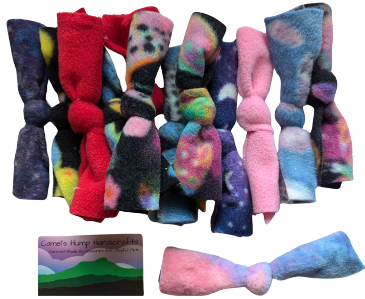 Camel's Hump Handicrafts Fleece Knot Cat Toy w/Catnip & Silvervine by Pet Food Warehouse