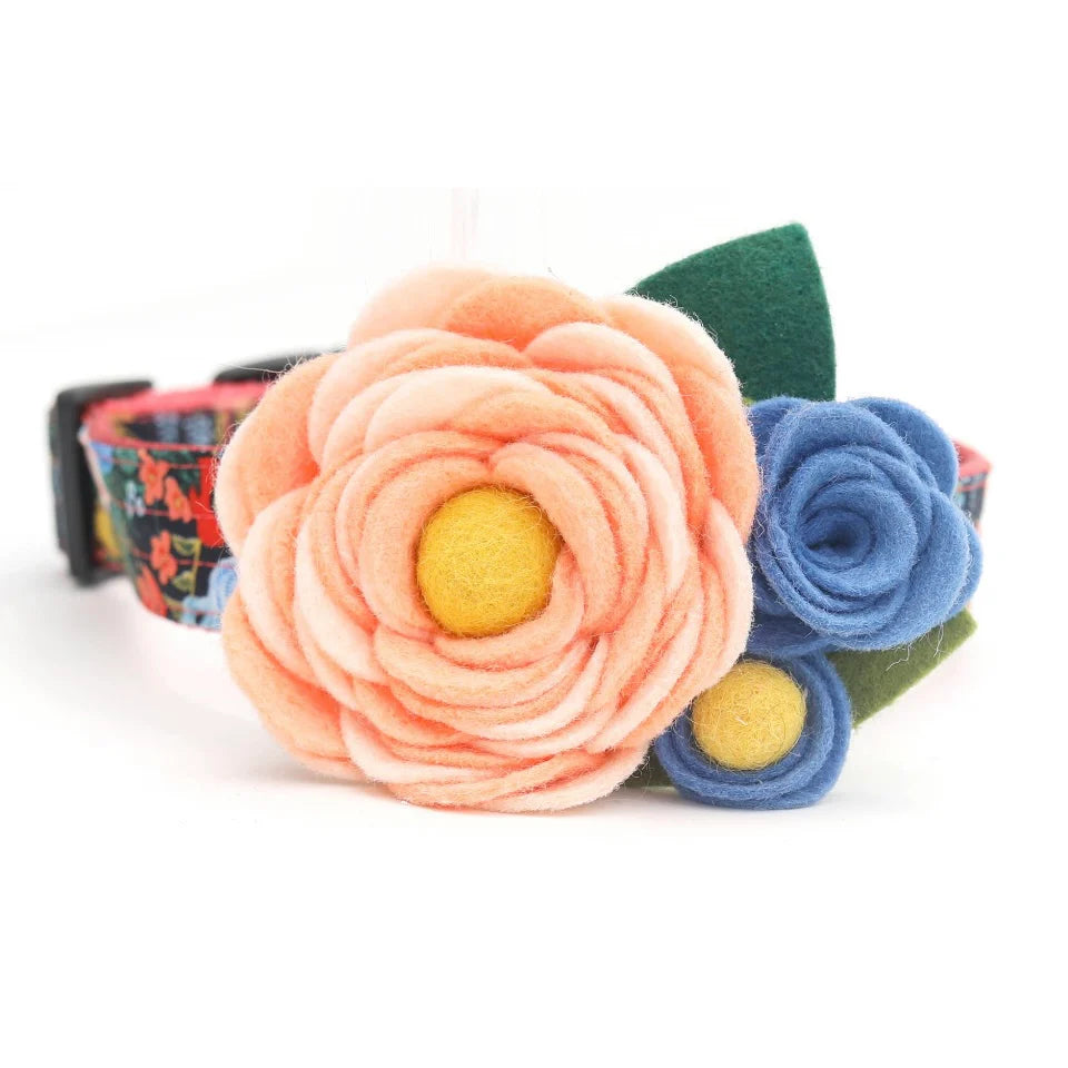 Mimi Green Mae Dog Collar Corsage by Houndstooth
