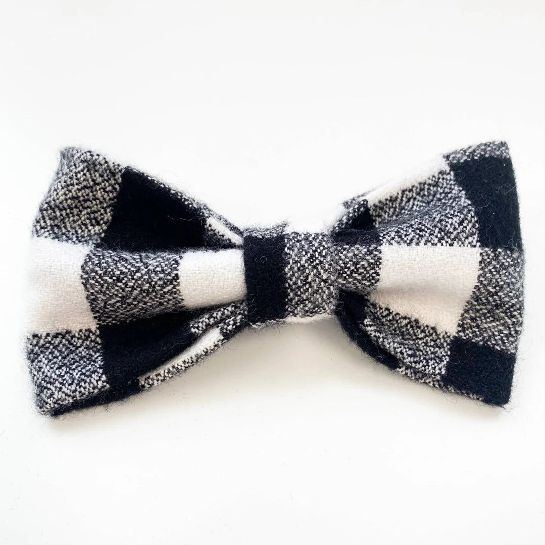 Mimi Green Plaid Bow Tie by Houndstooth