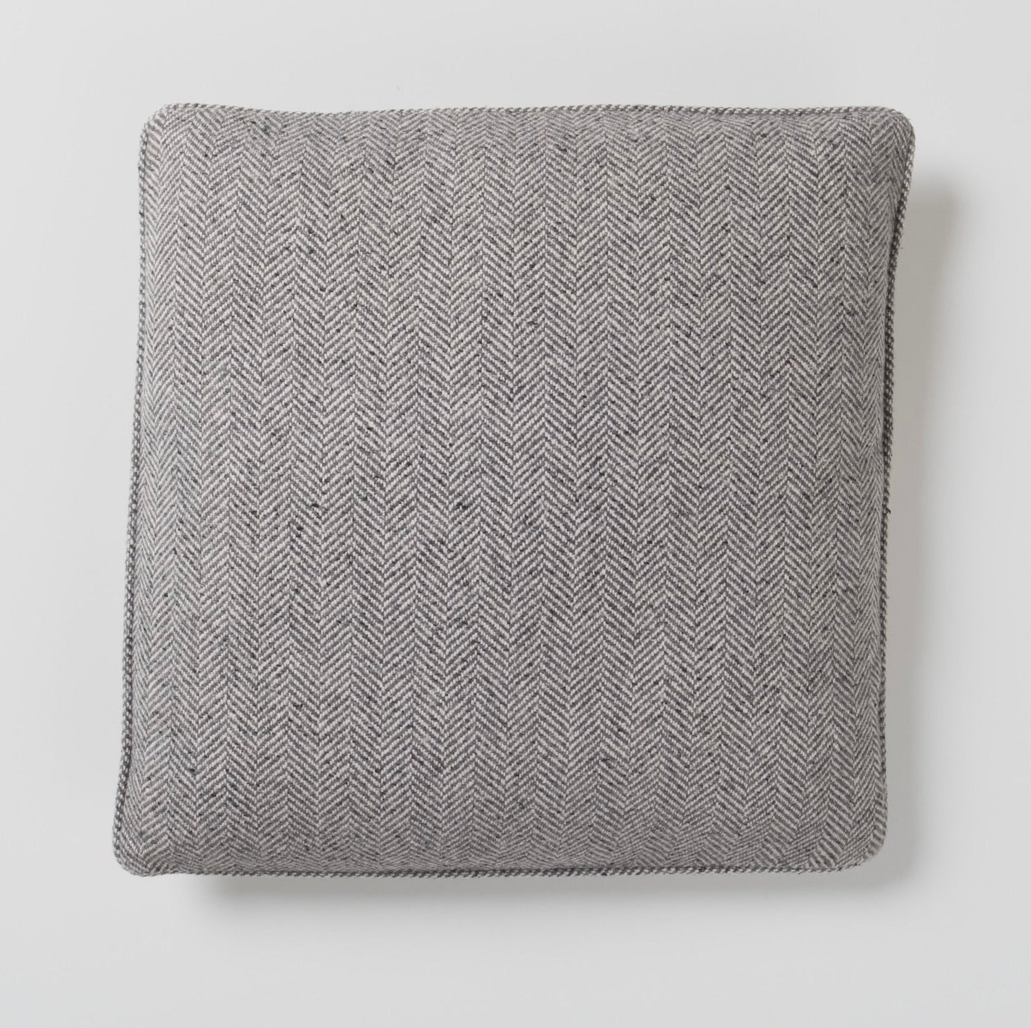 Couture Pillow 22"x22"