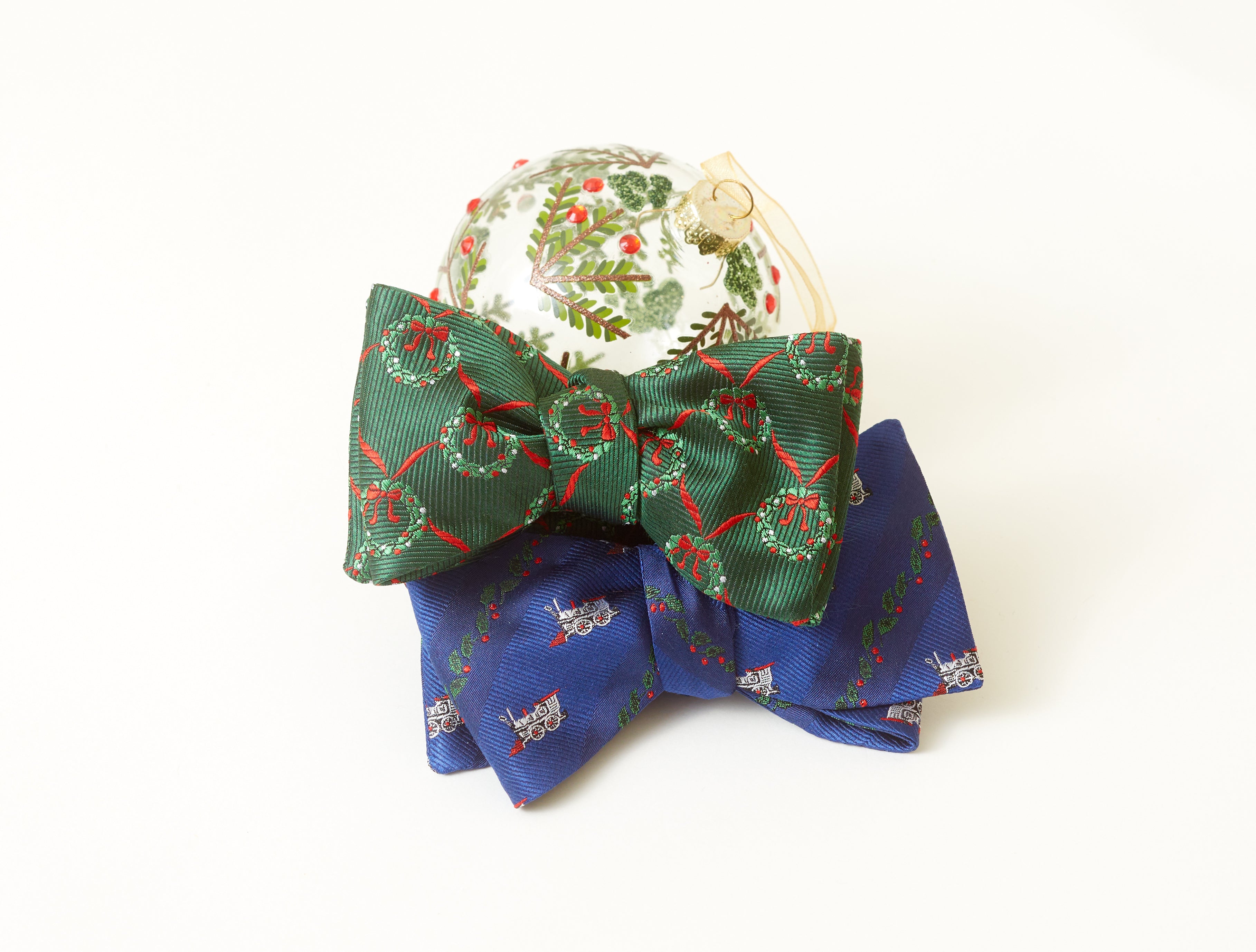 Wreathton - bow ties