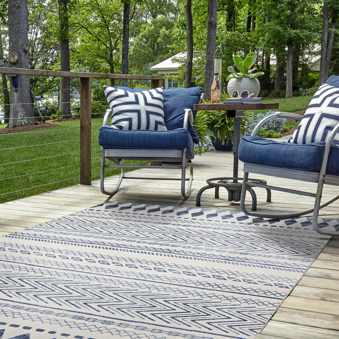 Outdoor Washable Marco Ivory and Blue Rug 5ft x 7ft by Homeportonline