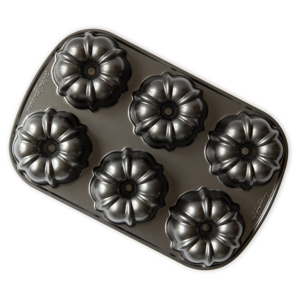 Classic Bundtlette Pan by Homeportonline