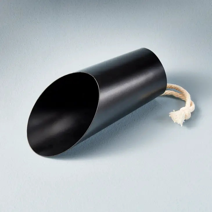 Matte Black Soil Scoop by Wild Lark