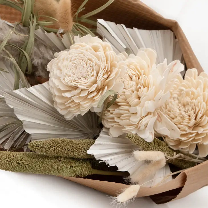 Pampas & Sola Flower Bouquet