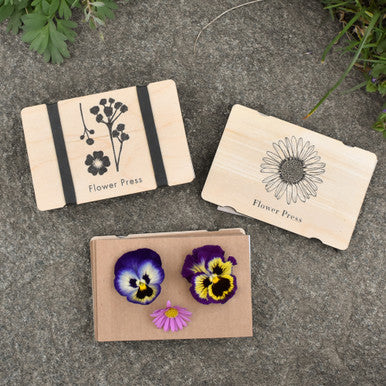 Studio Wald - Pocket Flower Press