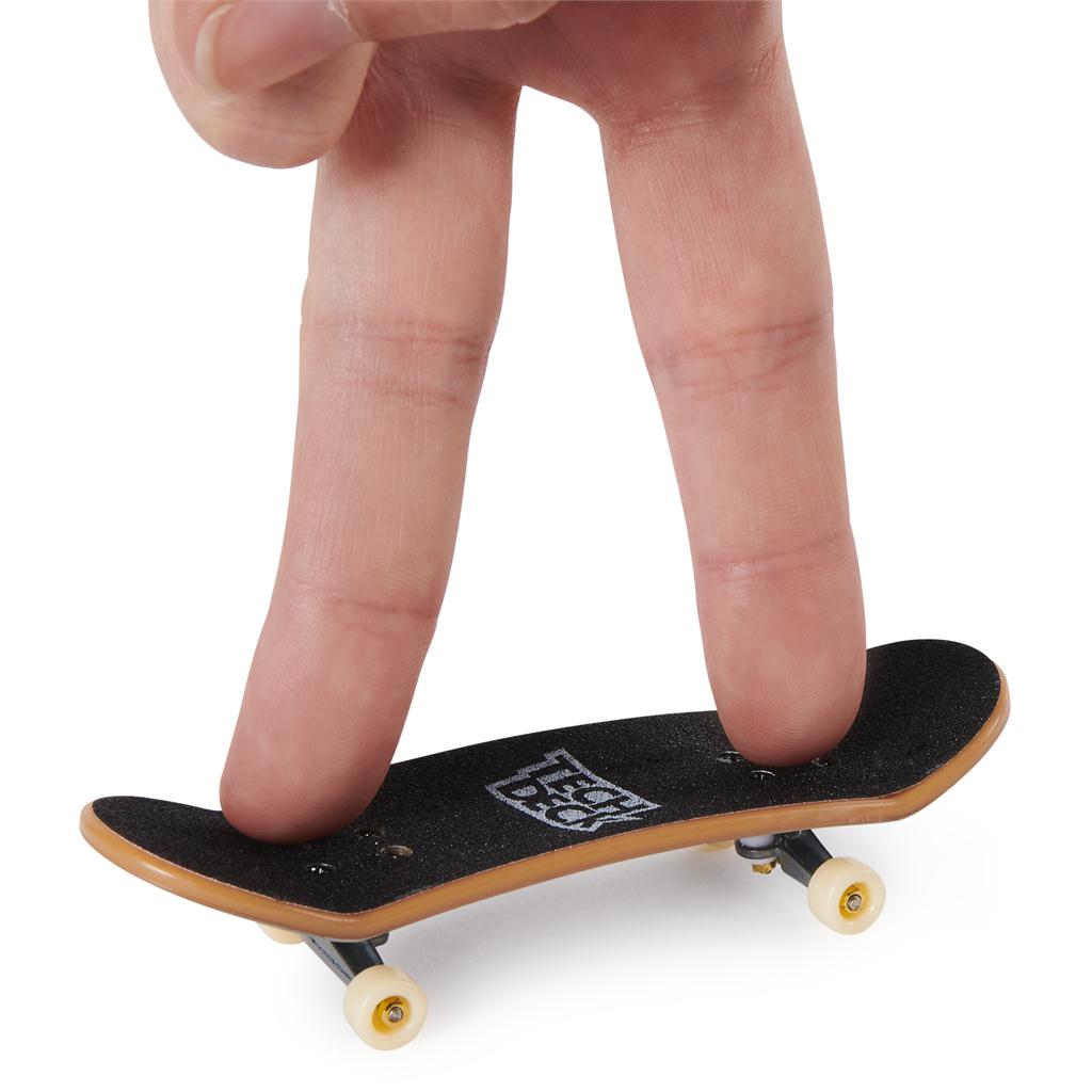 Tech Deck Skateboards Versus Series by Homeportonline