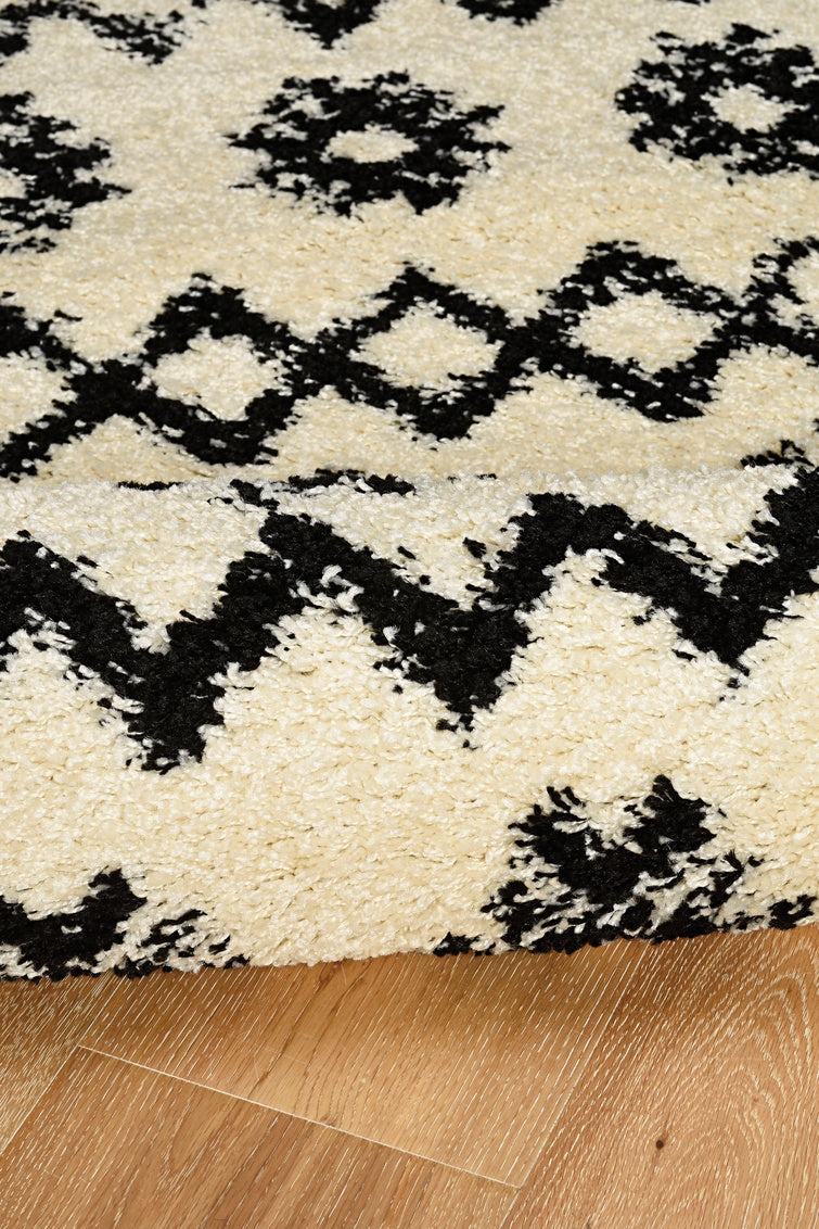 Morrocan Mekenes Ivory and Black Rug 5ft x 7ft by Homeportonline