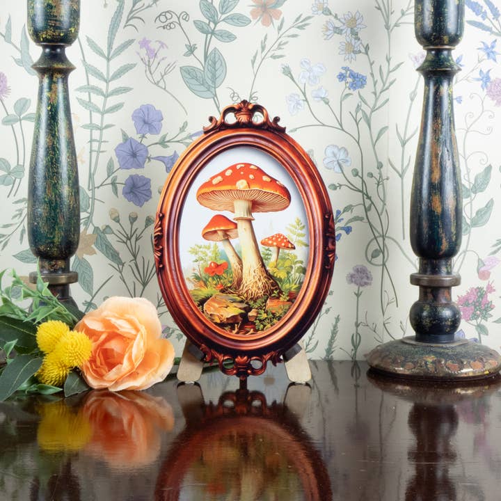 Mushroom Art- Stand Included