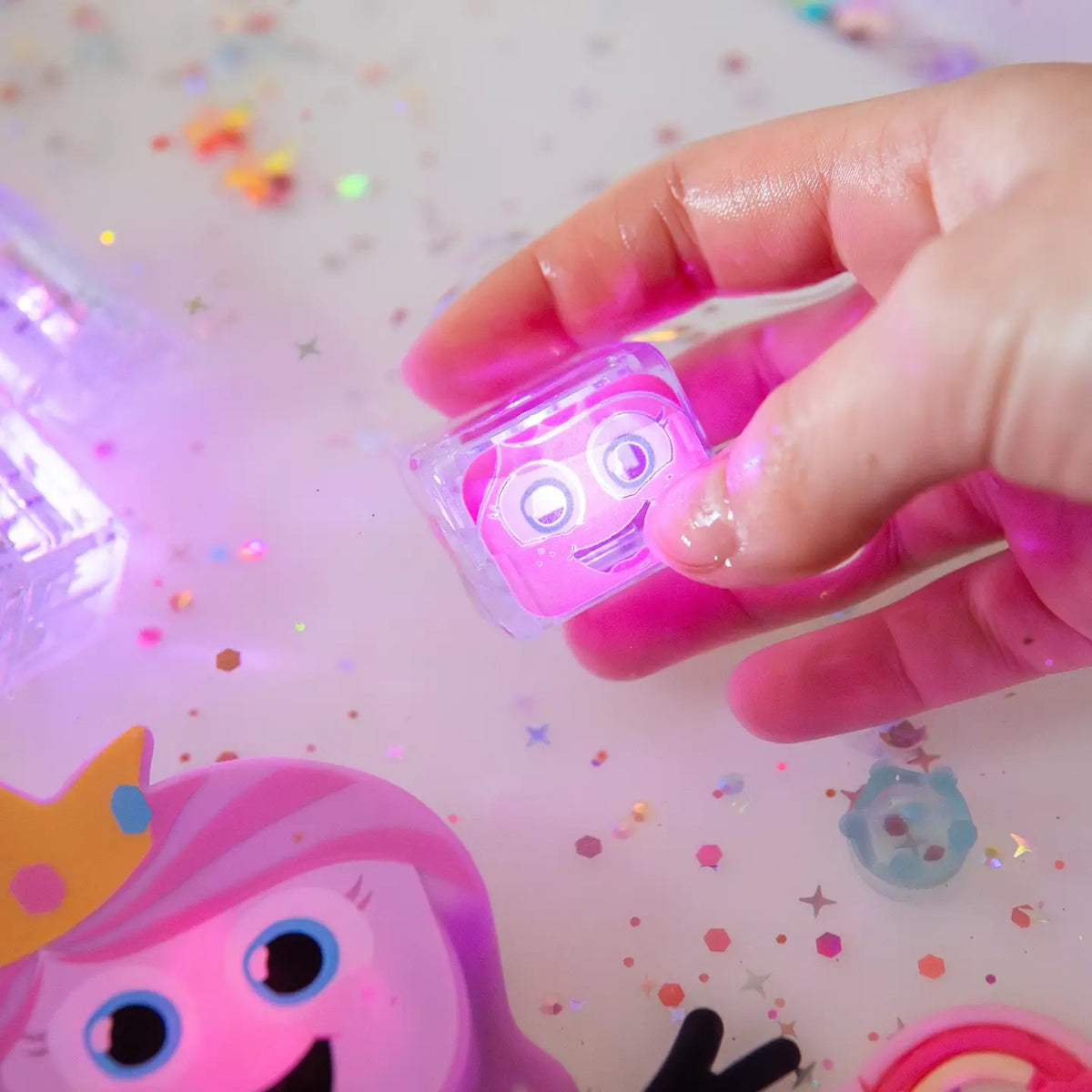Glo Pals | Princess Ida Light Up Cubes