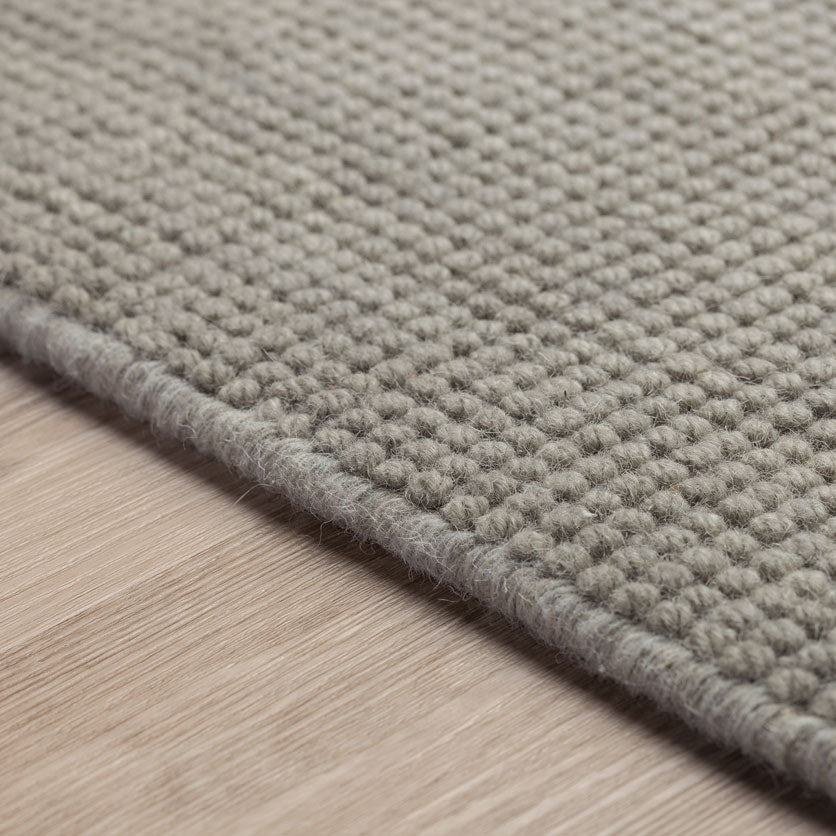 Monaco Popcorn Wool Rug Silver 5' X 7'6" by Homeportonline