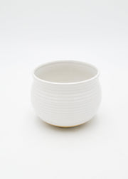 White Glossy Ridges Round Pot