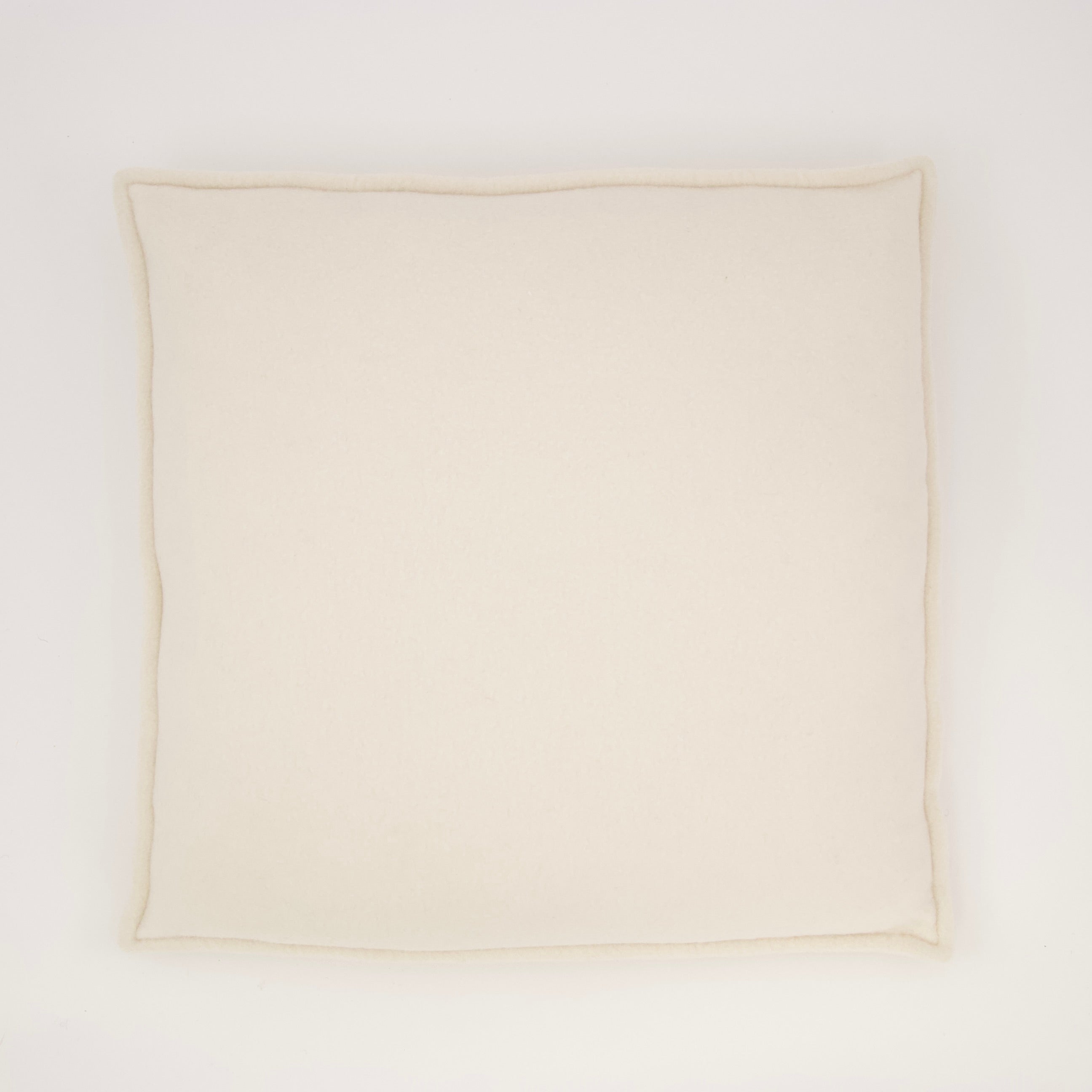 Luxe Pillow 22"x22"