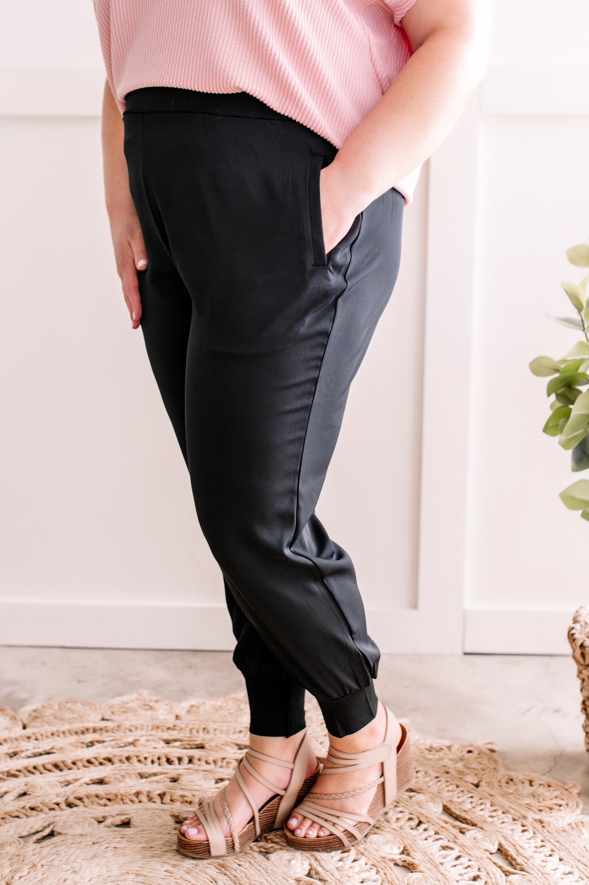 Chic Jogger Pant With Pockets In Black Onyx by SidePony Boutique