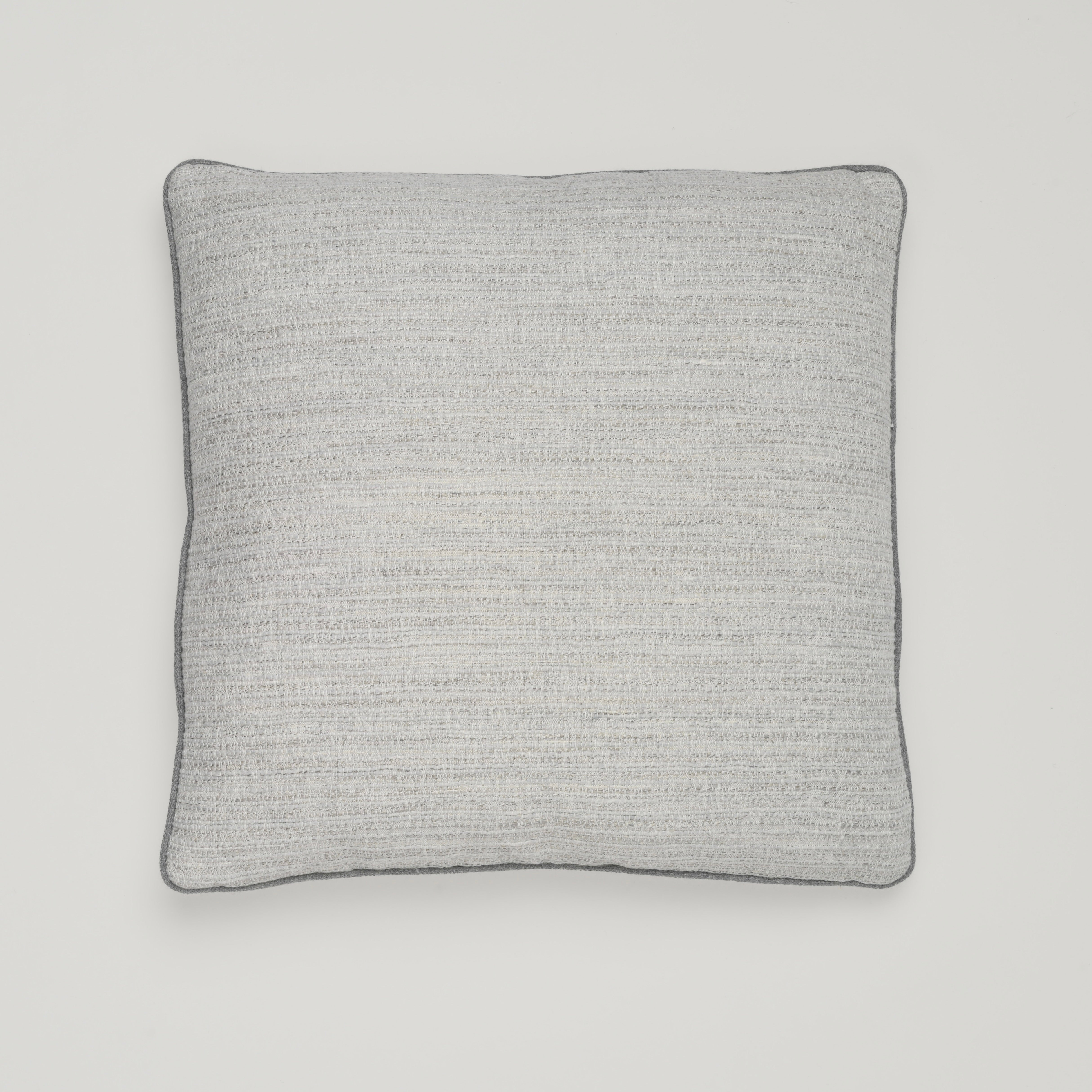 Essential Pillow 22"x22"