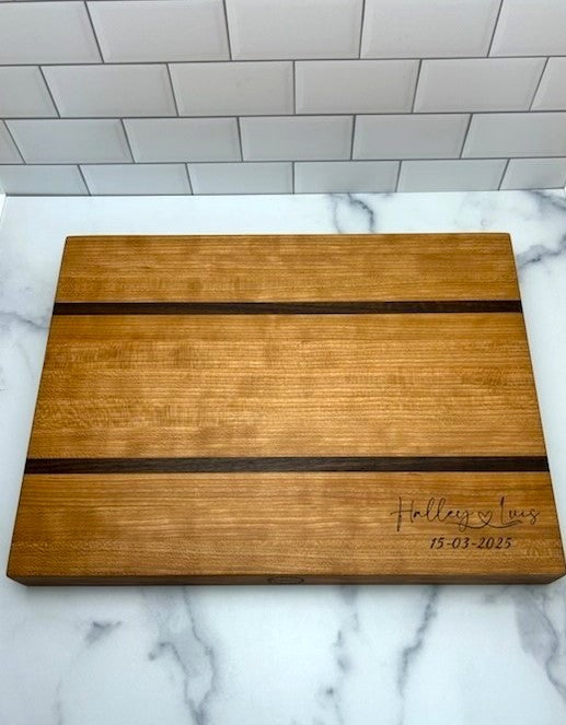 ÉTOUFFÉE WOOD CUTTING BOARD