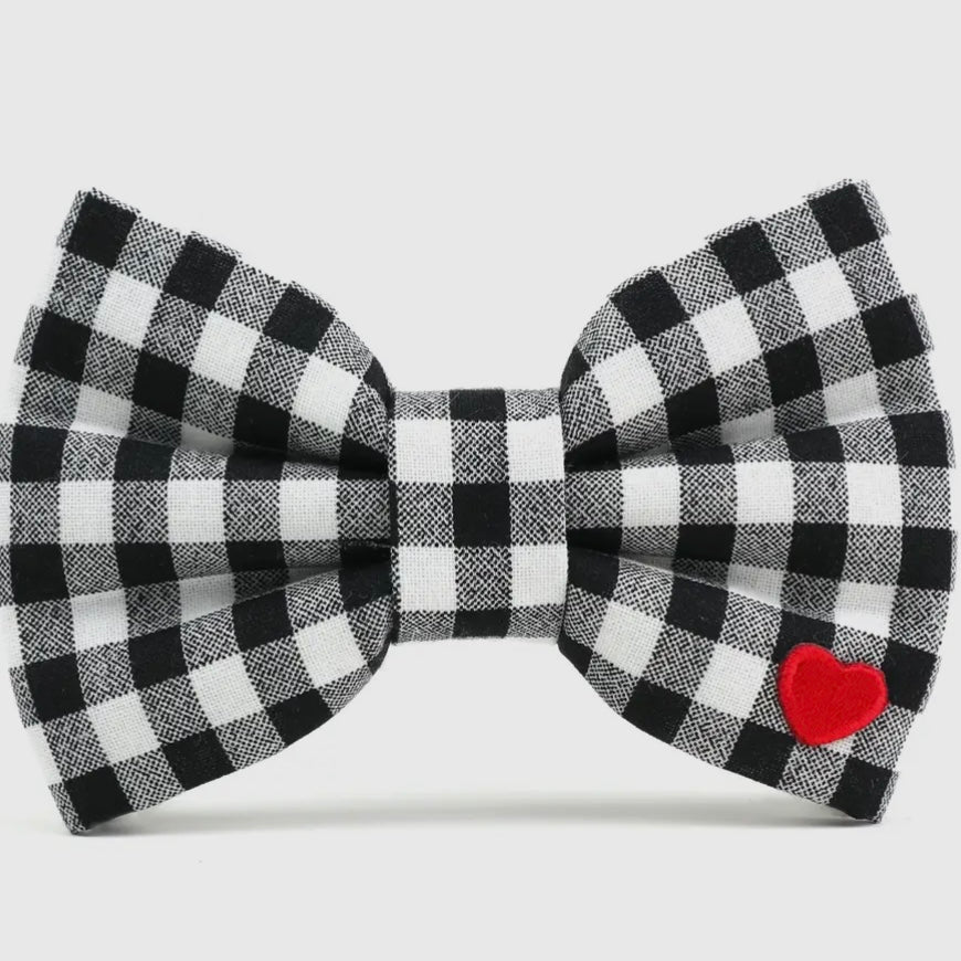 Dubdog Designs "Classic Check" Bow Tie Collar