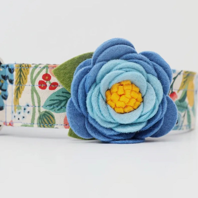 Mimi Green Blue Wildflower Collar Flower