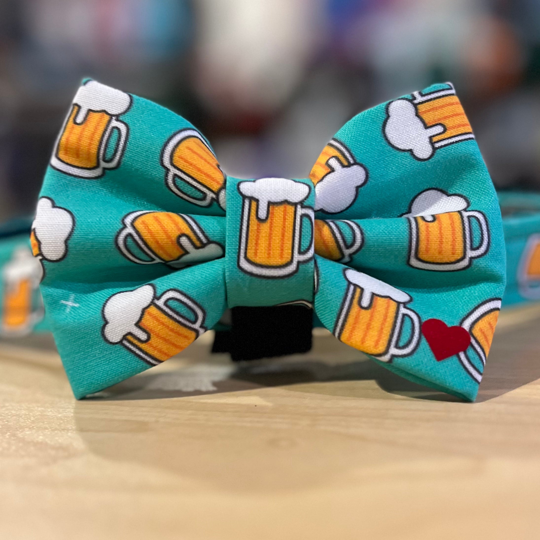 Dubdog Designs "Cheers" Bow Tie Collar
