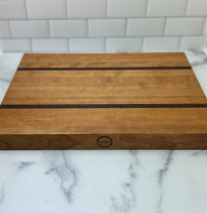 ÉTOUFFÉE WOOD CUTTING BOARD