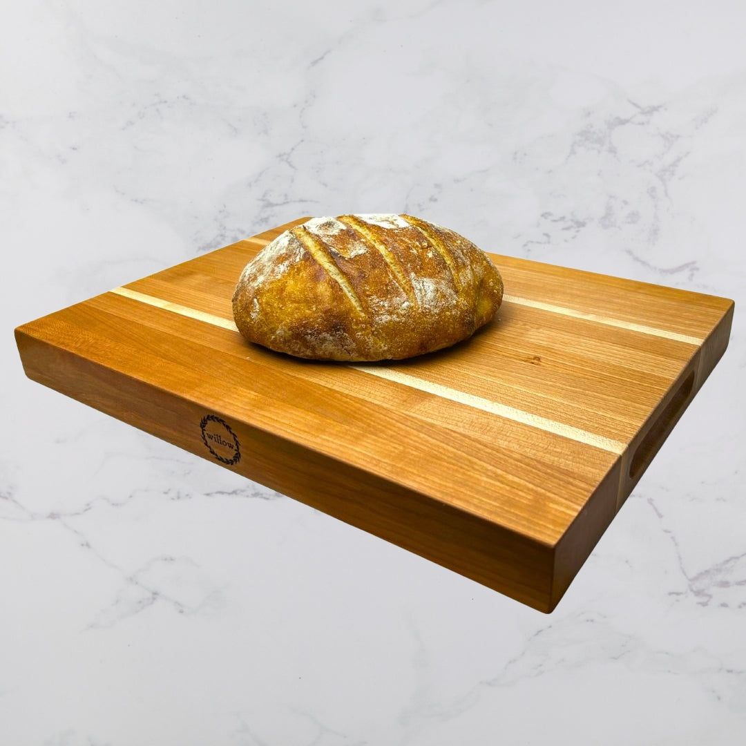ÉTOUFFÉE WOOD CUTTING BOARD