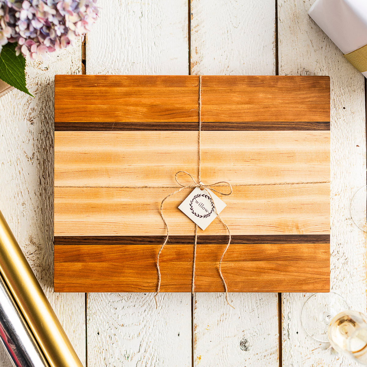 PO'BOY WOOD CUTTING BOARD