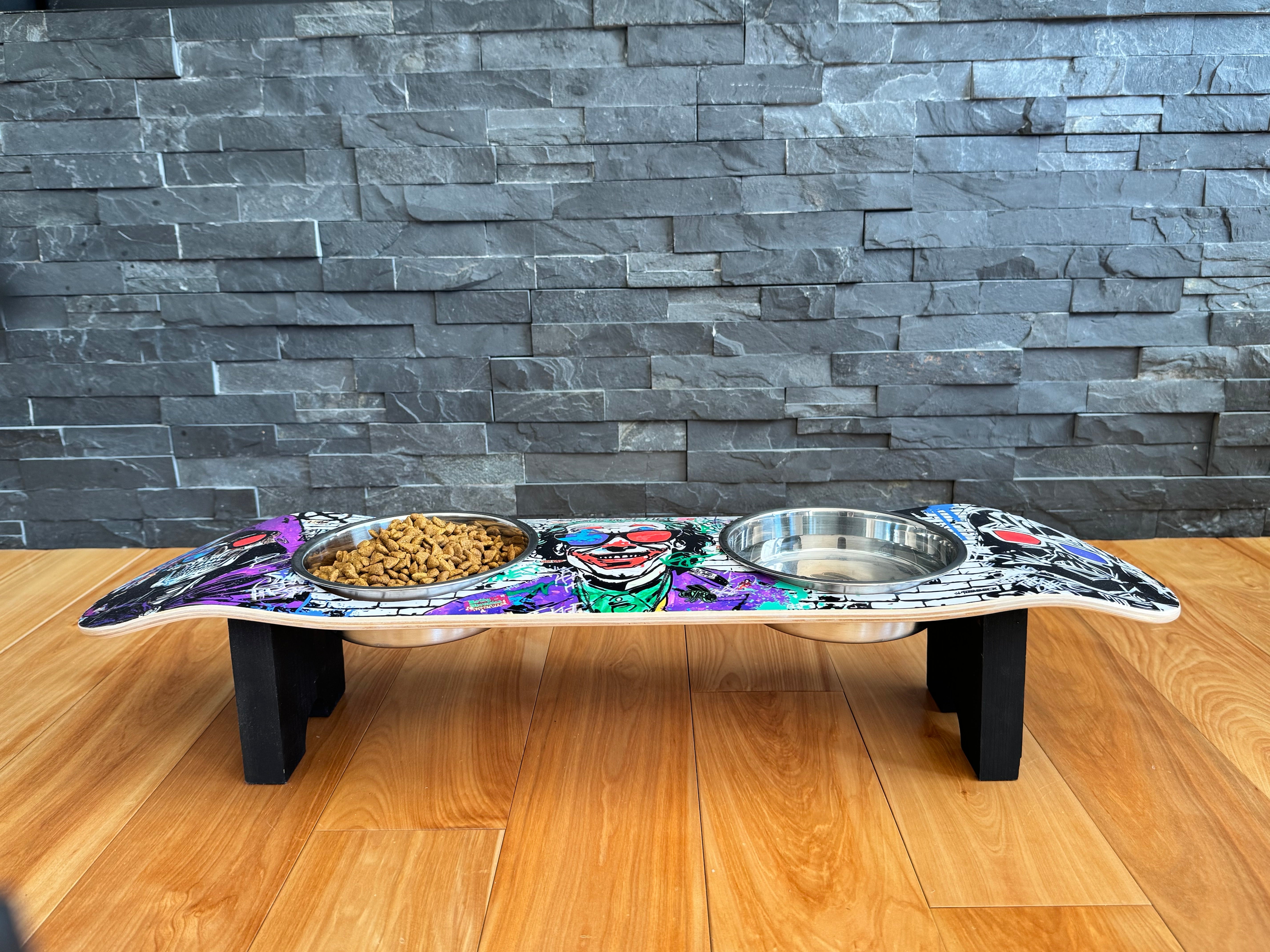 Villains In 3D - Elevated Skateboard Dog Feeding Stand with 2 Bowls