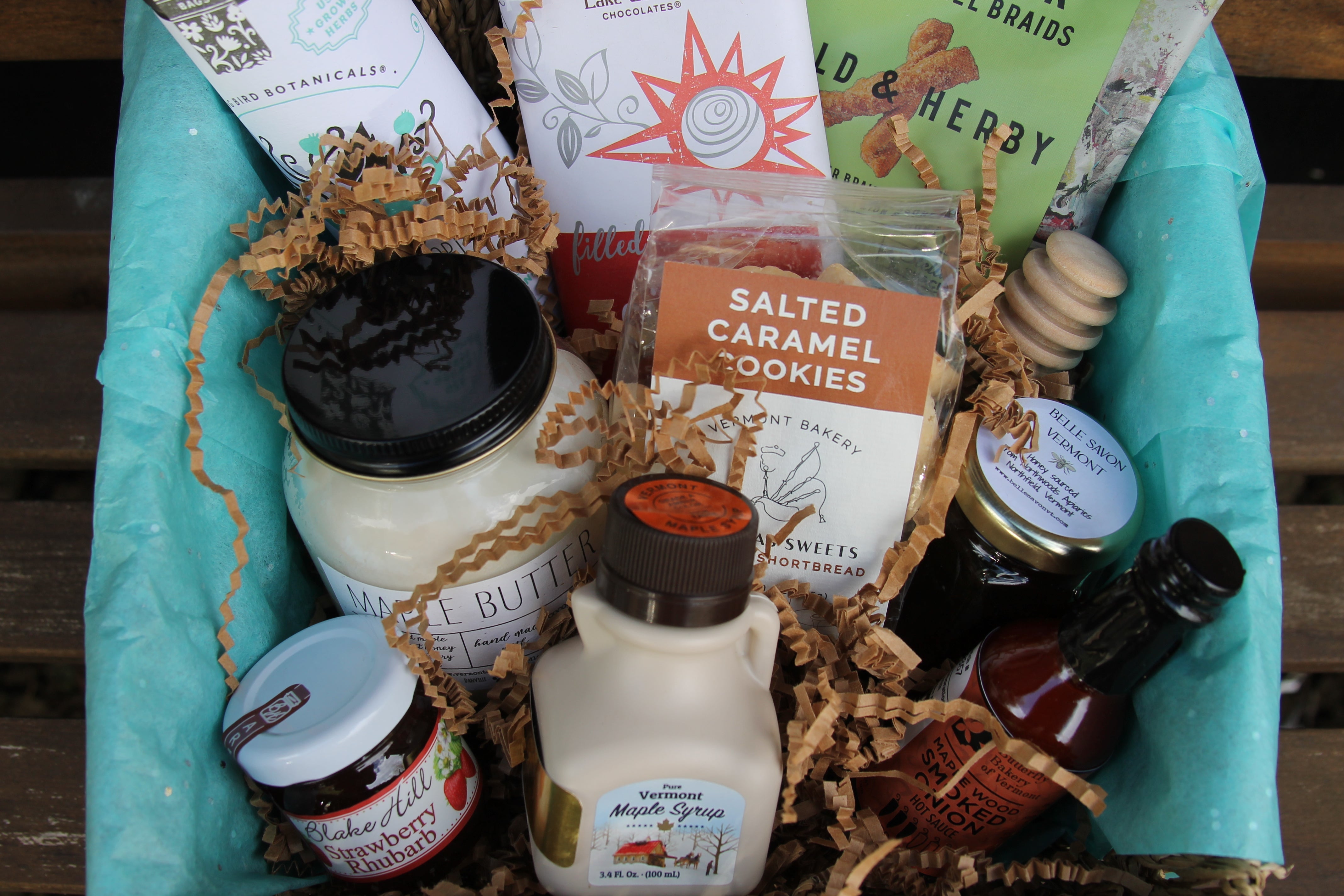 Vermont Care Package Gift Basket - Vermont Gourmet-Vermont Artisan - Vermont Gift -Vermont Maple Gift-Best of Vermont-Love from Vermont by Belle Savon Vermont