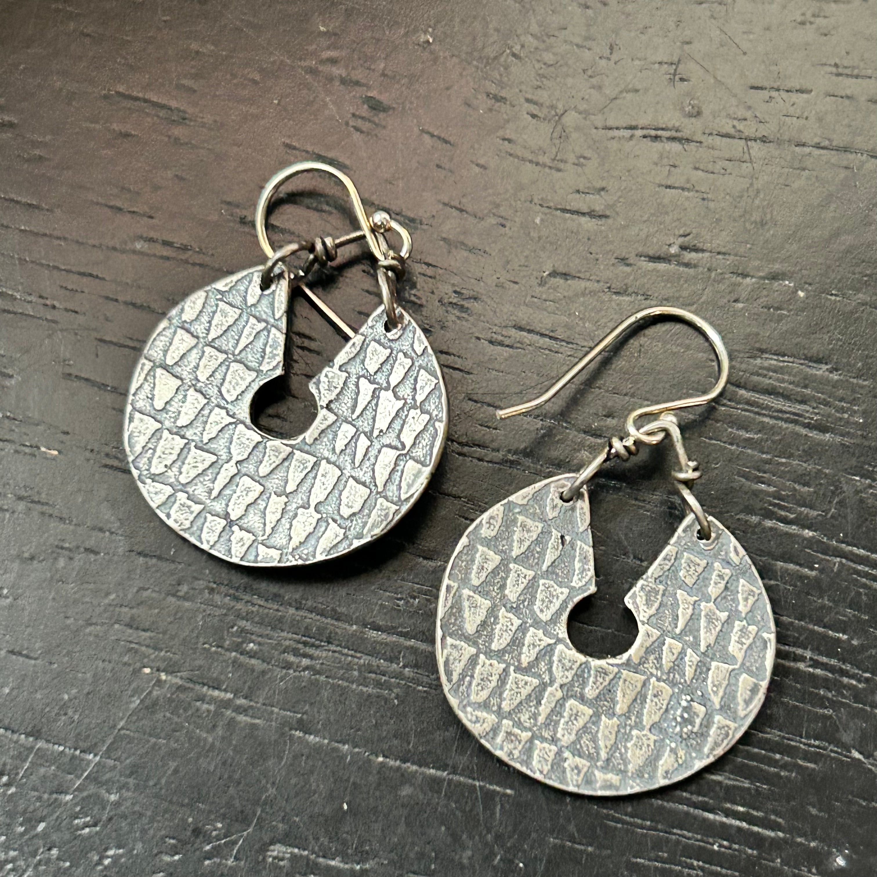 Orijen's Sterling Silver Textured Keyhole Disc Earrings