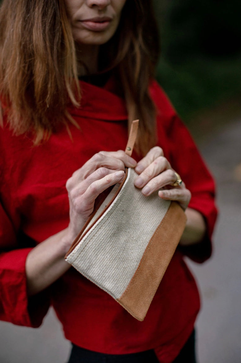 Himal Driftwood Clutch - Stone