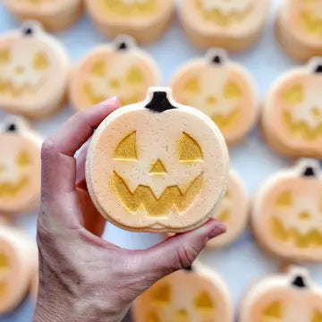 Autumnal Bath Bomb