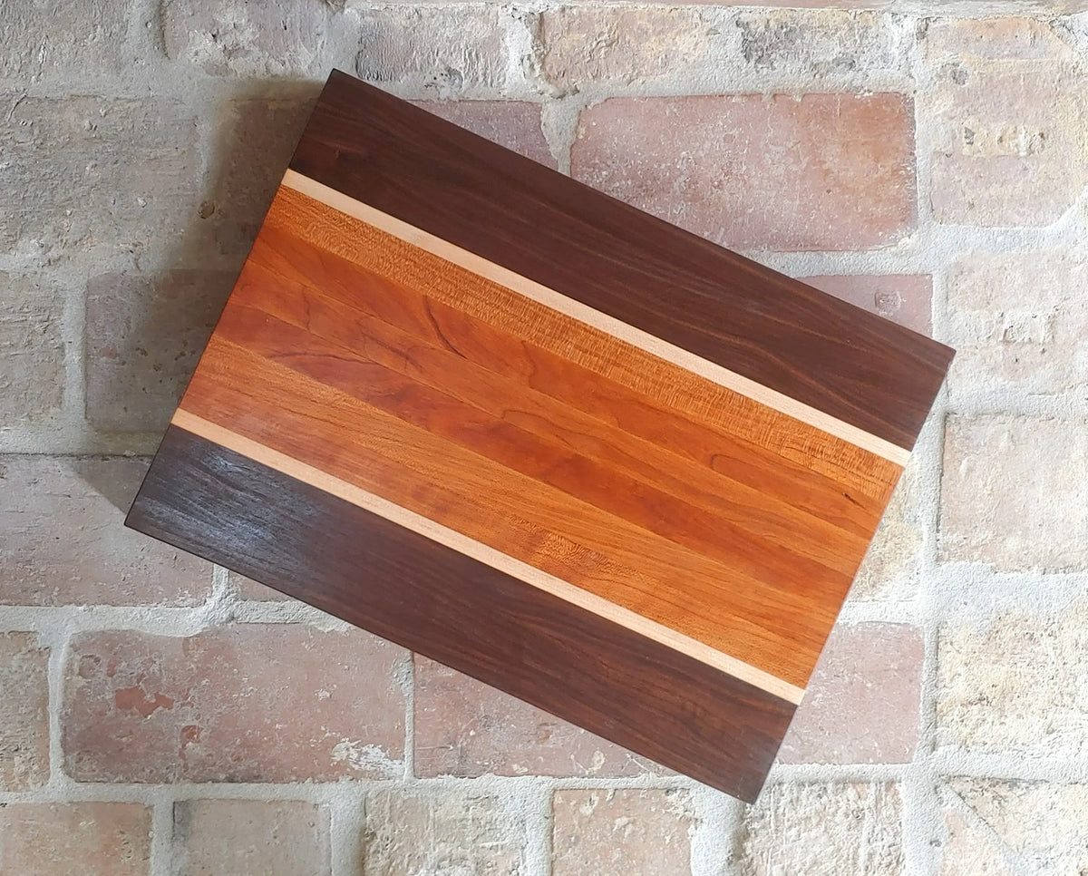 JAMBALAYA WOOD CUTTING BOARD