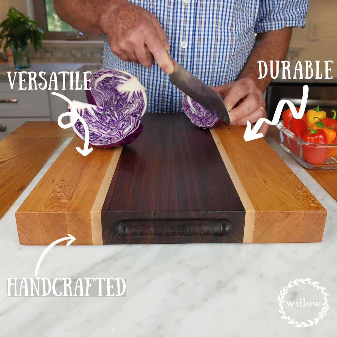 WOOD CUTTING BOARD & SPOON GIFT SET