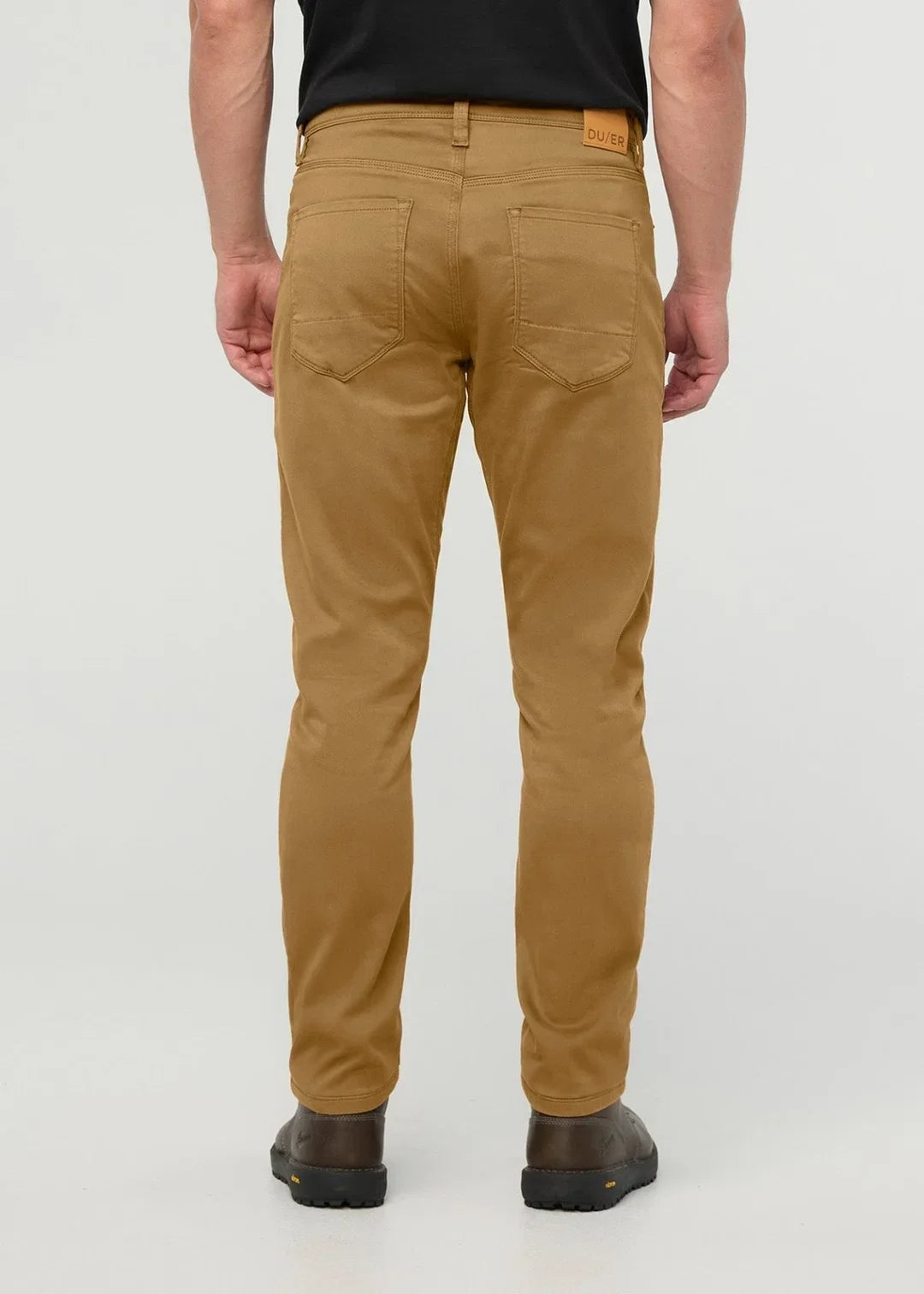 DUER No Sweat Athletic Taper